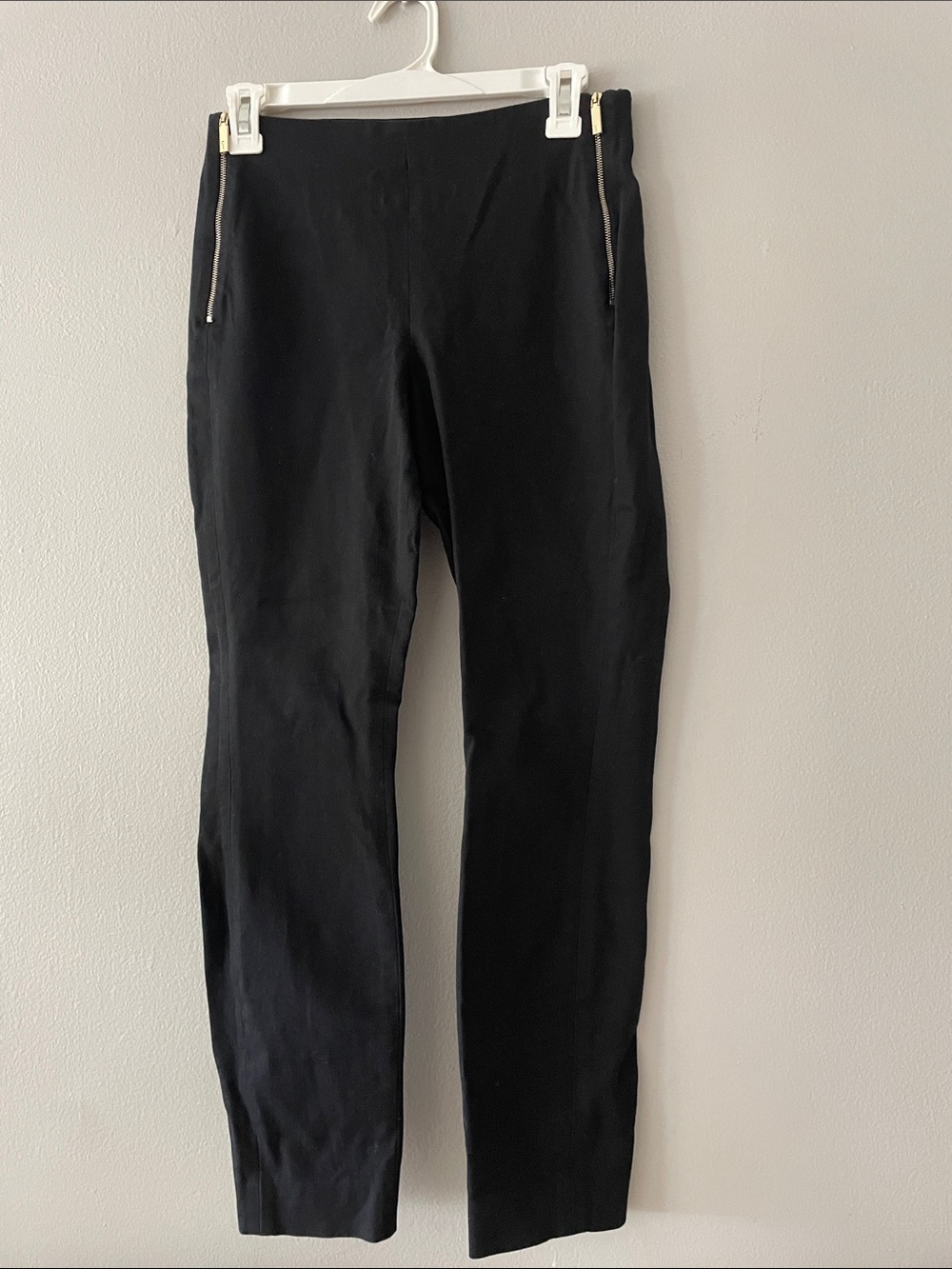 Women’s black pants